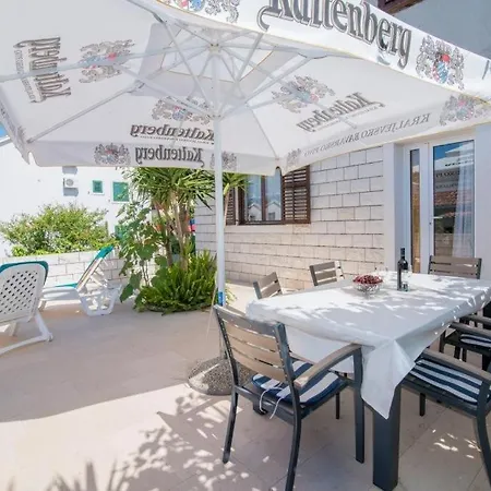 Veve Apartament *